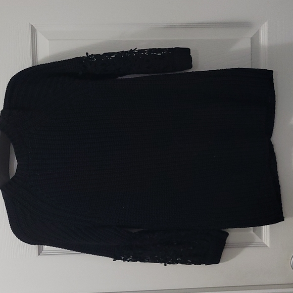 LC Lauren Conrad Black Sweater - Picture 4 of 9
